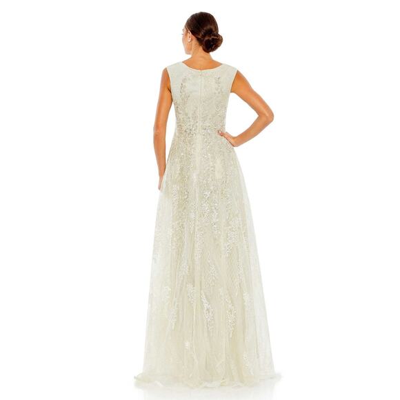 Mac Duggal 20312 Embroidered Sleeveless A-Line Formal Gown in Pearl Size 4 NWT - Picture 2 of 9